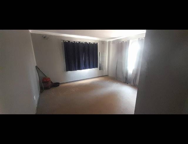 3 BEDROOM HOUSE FOR SALE IN MOUNTAIN VIEW